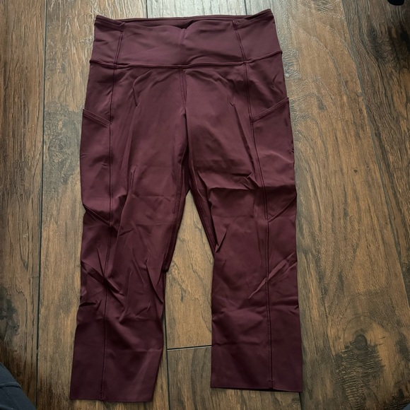 lululemon Fast and Free High-Rise Crop 19” - size 8 - Picture 3 of 5